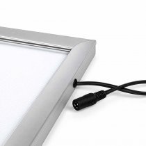 LED Lightbox A1 – detaljbild av aluminiumram och elektrisk anslutning