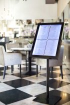 menytavla med LED-belysning