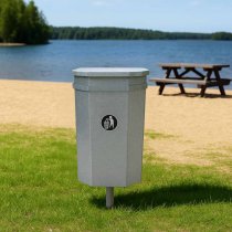 Papperskorgar på offentlig plats